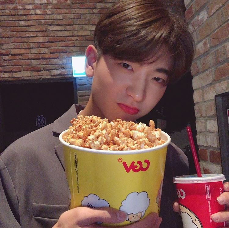 day 11:  movie date with eunki? 