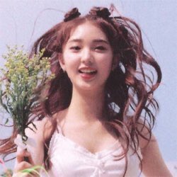 yeojin - loona shes totally an orbit i cant