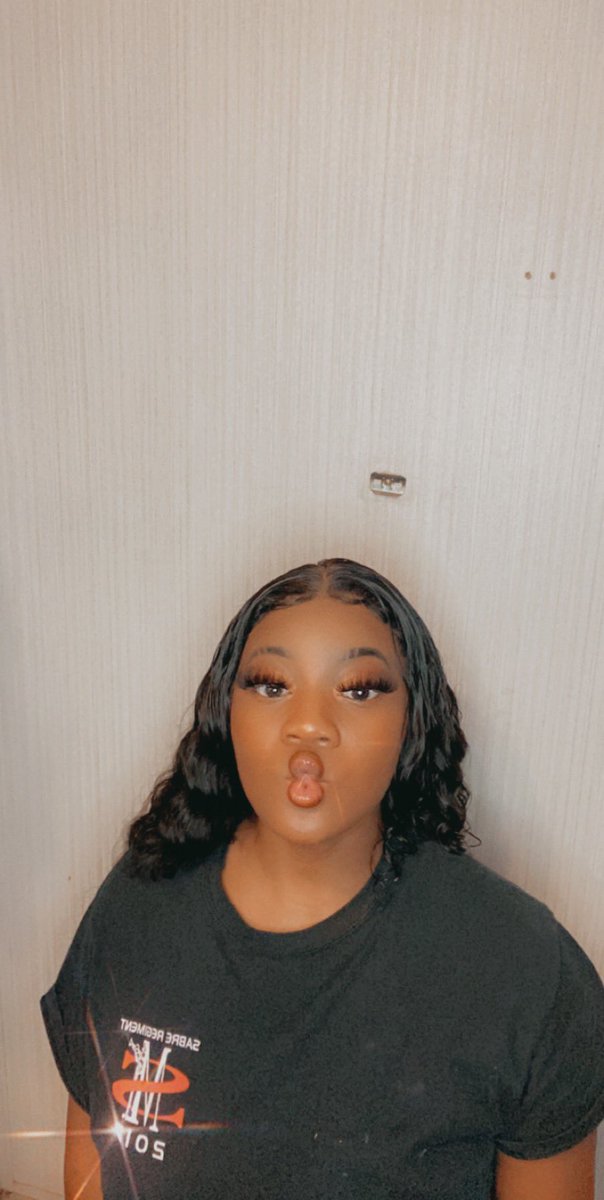 IAmKeewitDa6's tweet photo. All face 💕 
 Unit by @OfficiallyKee https://t.co/9V7VMNebAB