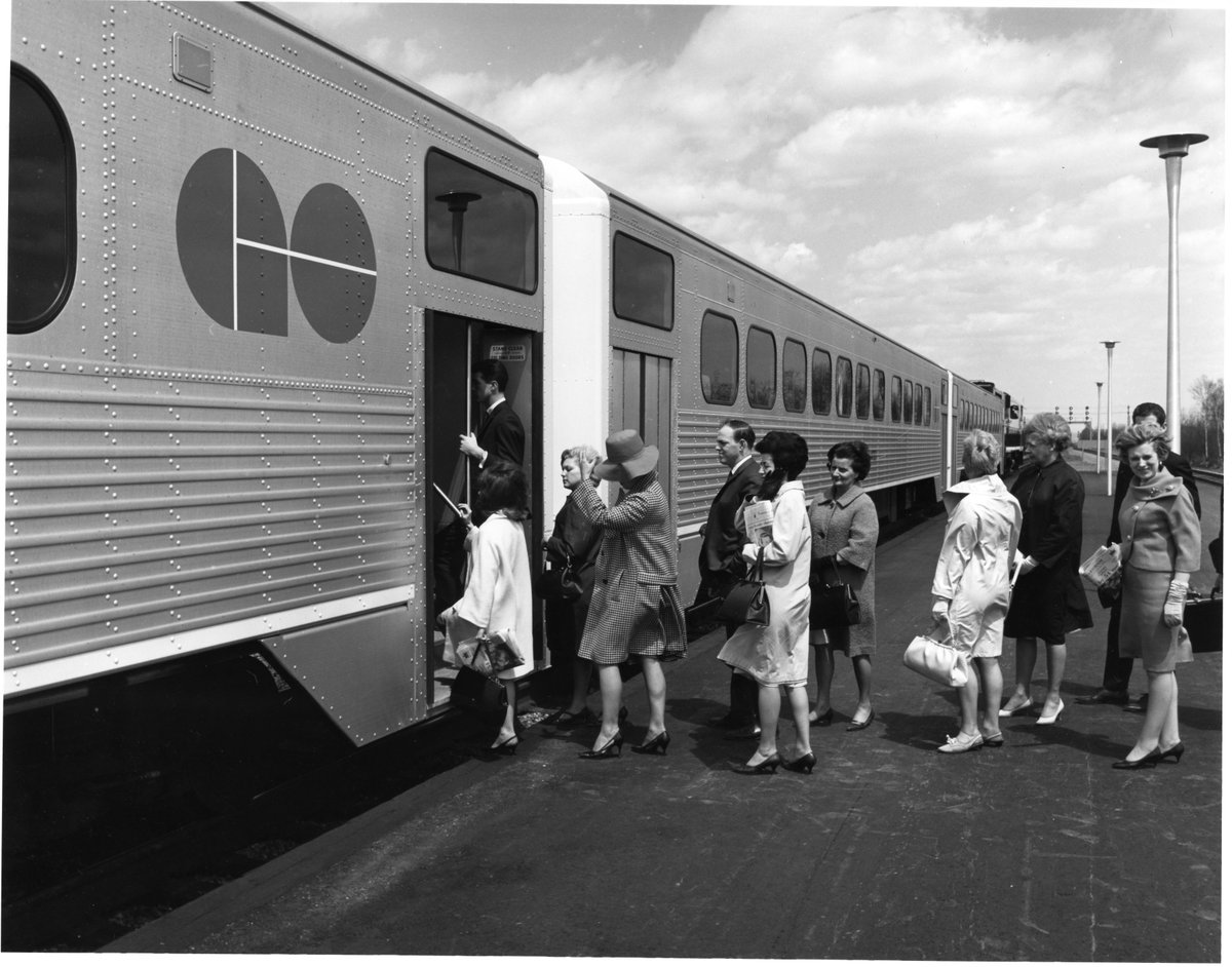 The first GO Transit train left Oakville at 5:50 AM with Ontario Premier John Robarts on board to welcome passengers. Within three months, GO was carrying 15,000 passengers a day, 50% higher than its original projected ridership. 3/3