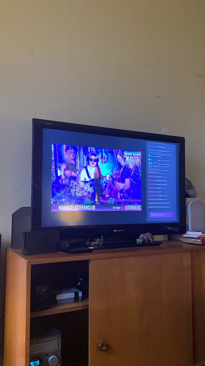 StudSF1's tweet photo. Fwaaaa fwaaaa fwaaaaa @ripmamaceleste #dragalive #thestud #studforever https://t.co/Vp46qR71o2