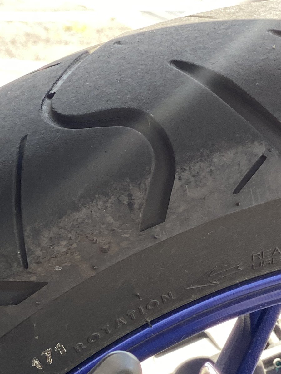 almond_yzfr25's tweet photo. これってまだ倒せますかね？？
#ROADWINNER #YZFR25 https://t.co/ADnkATqbzN