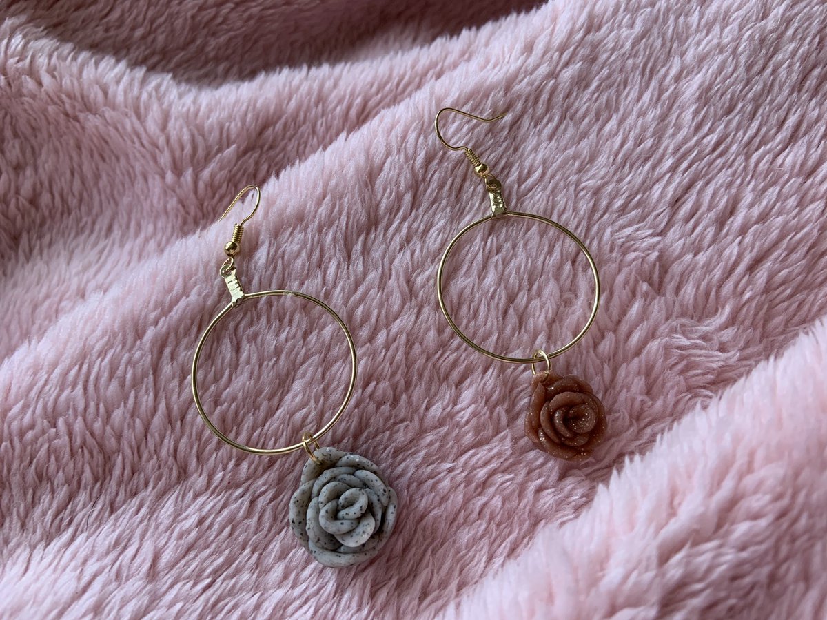 various rose gold themed earringsdm to claim