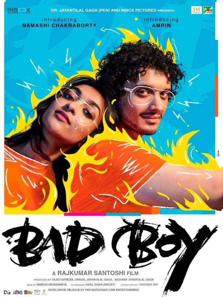 mymoviebazaarka's tweet photo. Bad boy movie poster launched by #Salmankhan introducing #amrin directed by #rajkumarsantoshi produced by #sajidQureshi @Isajidqureshi
#cinimall #badboy #posterlaunched https://t.co/N6lPdJ4rnv