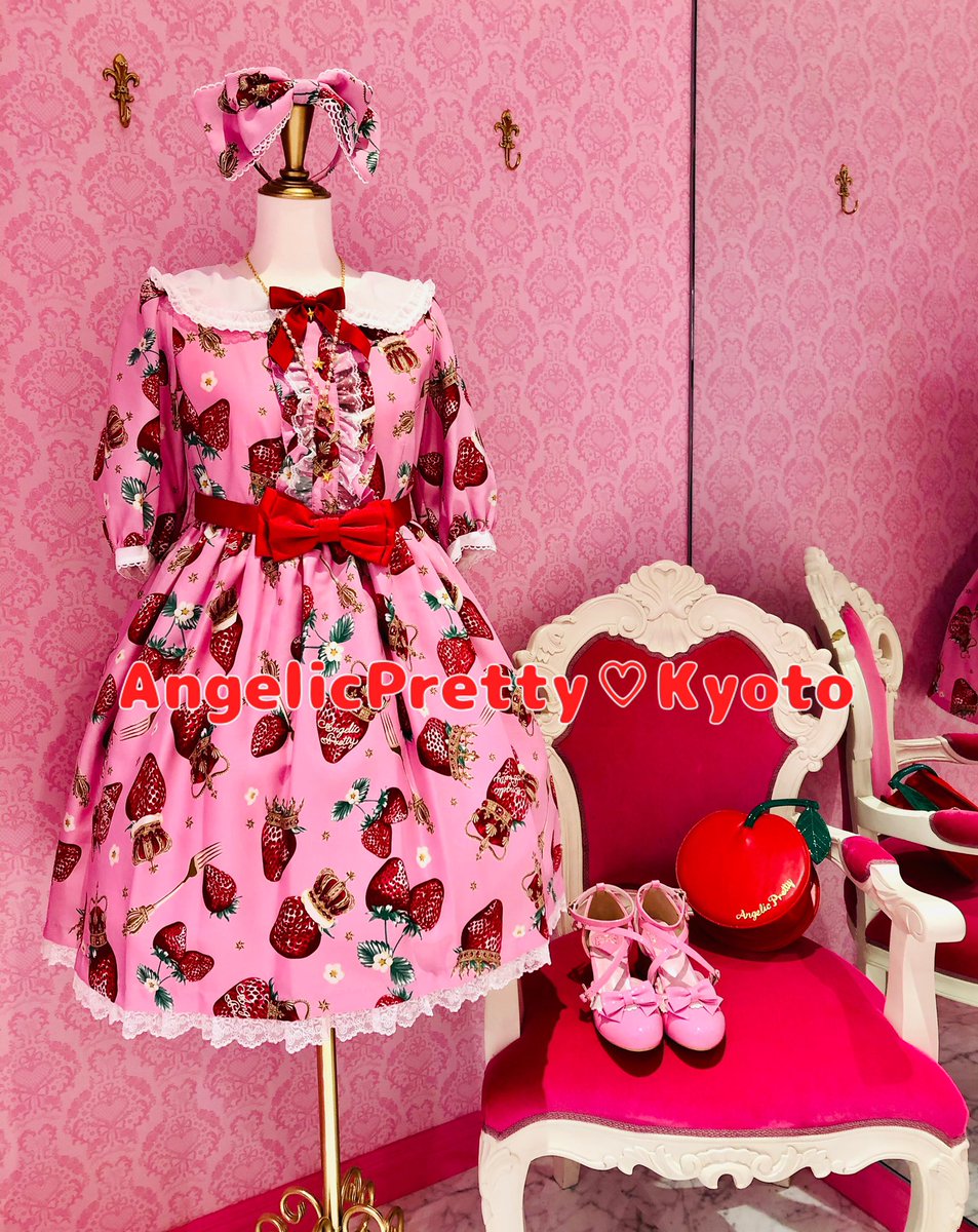 Angelicpretty京都店 Royal Crown Berryワンピース 27 800 こちら全色ご用意しております お取置や店舗通販も是非ご活用くださいませ