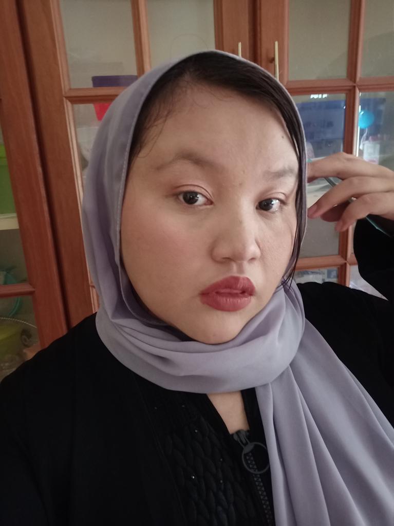 amirahehehe's tweet photo. Eid Mubarak everyone #TeamStayAtHome https://t.co/uPVZH2t9dE