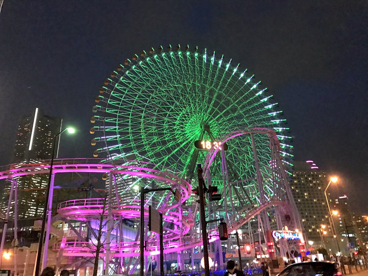 小宇宙ランド、桜木町にあるコスモワールドがモデルなんだけど、しんよこから電車で乗り換えて10分くらいかかる。 