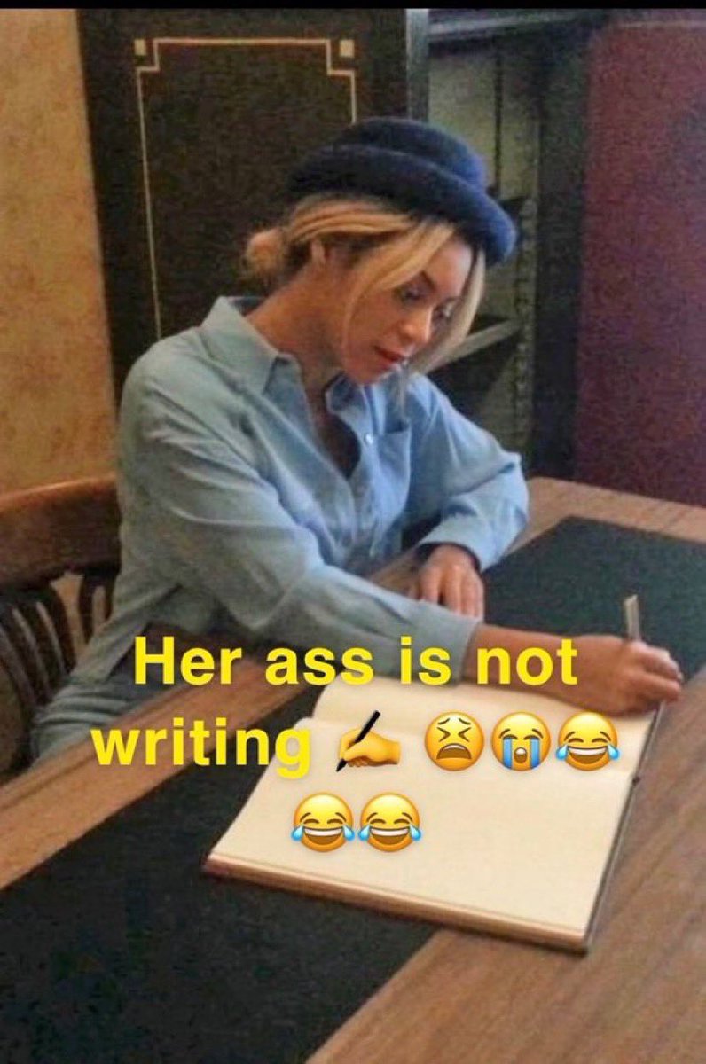 😭