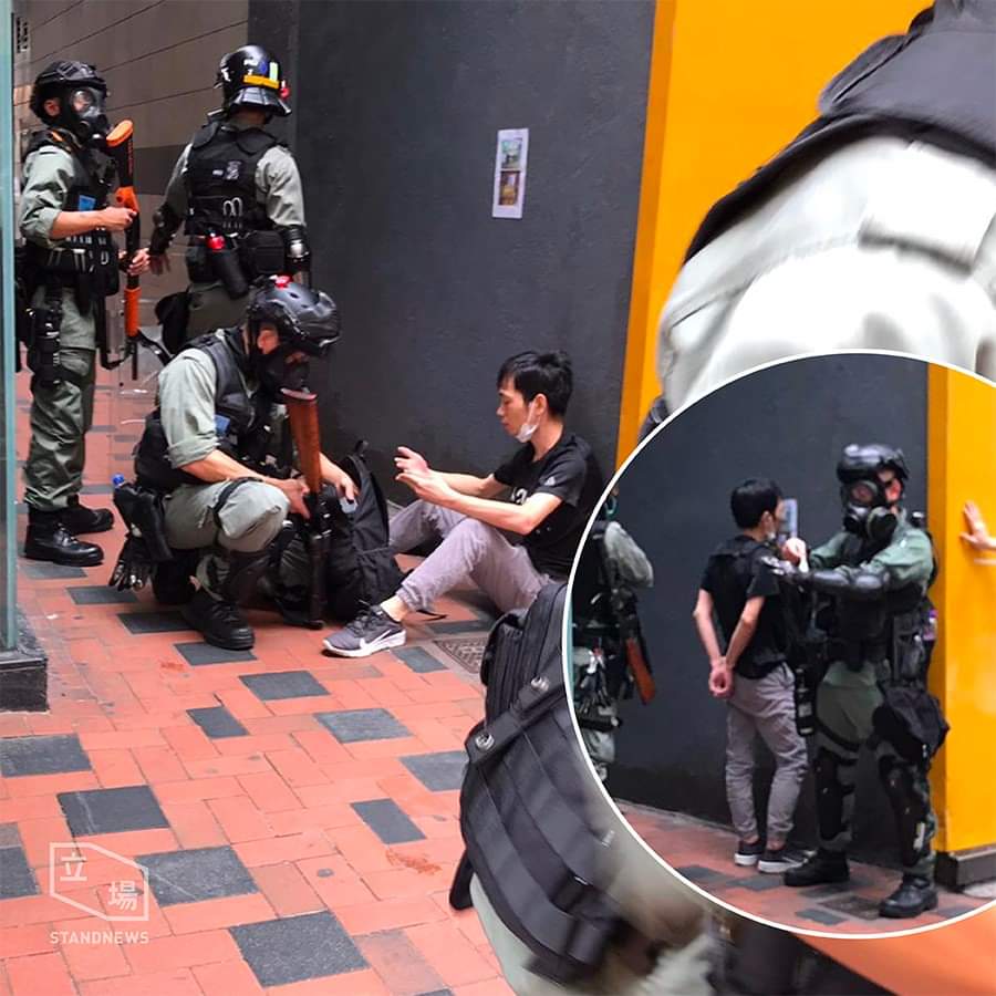 立場【13:40 銅鑼灣】市民抗議國安法，與警方爆衝突，警方施放多枚催淚彈，在怡和街一名年輕黑衣男子被捕，手上上了索帶。 #hongkong  #HKPoliceTerrorists  #HKPoliceState