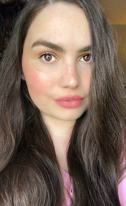 I&rsquo;m a freckle face 😊☀️ https://t.co/Co8JvZ5sdk<a href="/tag/halloween2021"class="tags"><span>#halloween2021</span></a>