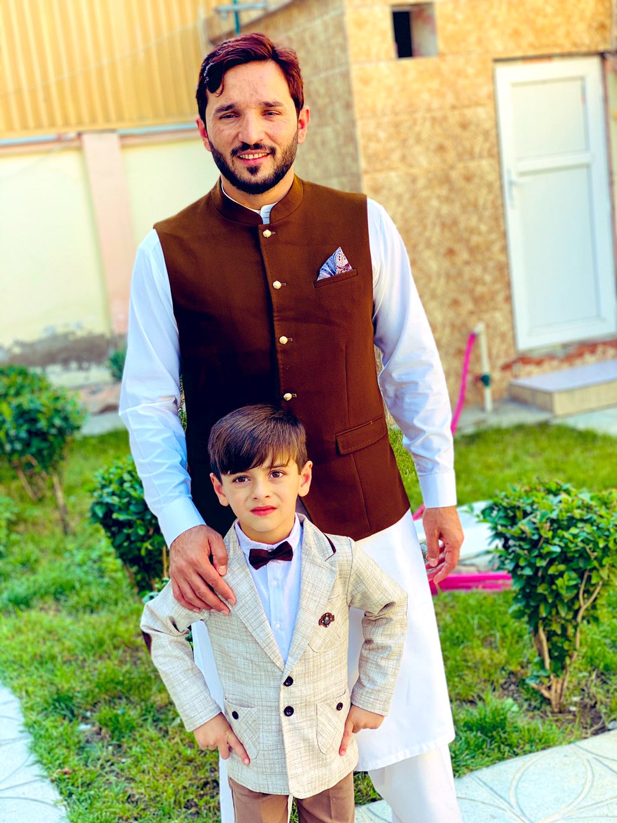 GbNaib's tweet photo. اختر مو مبارک سه - عید تان مبارک 💐🎉

May this Eid bring joy and love to your heart and create all the opportunities of success for you! Eid Mubarak.
Stay safe!!!@JNoorzad https://t.co/ECynyJwFXu