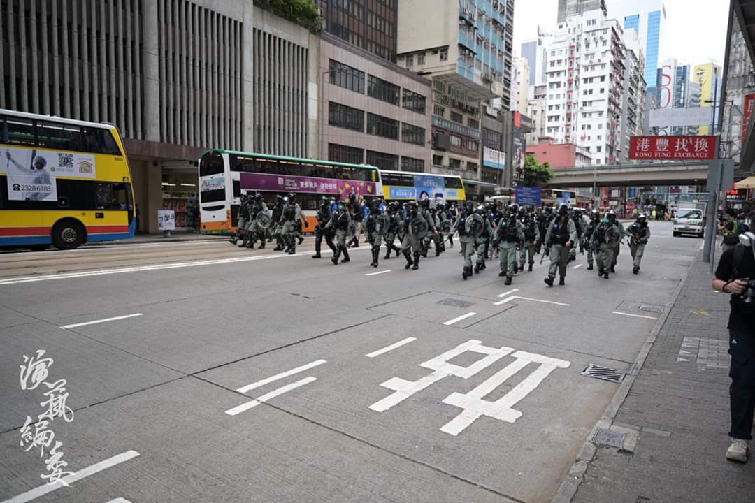 【演藝編委即時】1346 - 反惡法遊行警方於鵝頸橋底向灣仔方向推進，暫時未有任何拘捕行動。  #HKPoliceTerrorists  #HKPoliceState