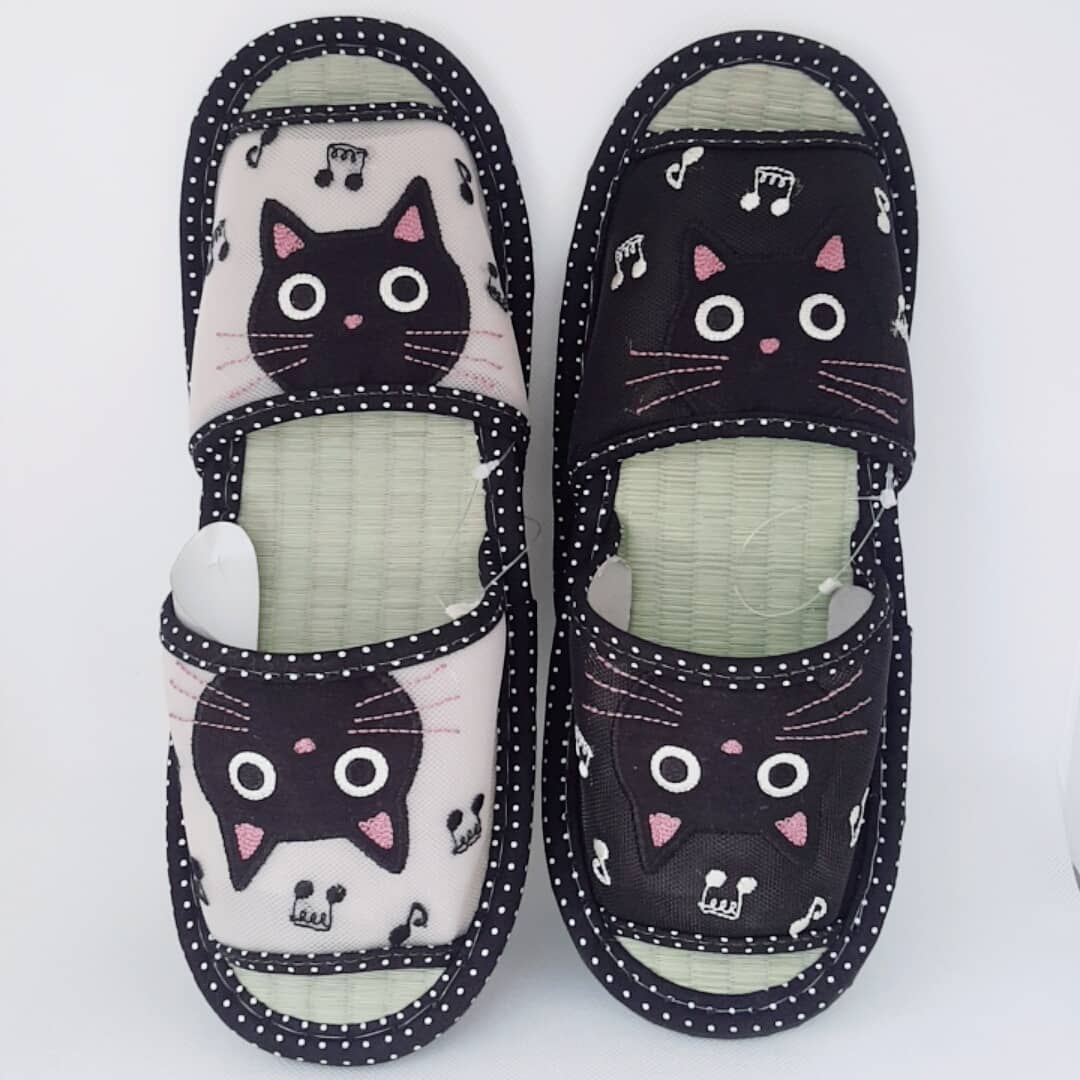 猫のいる雑貨屋さん 猫びより Twitterren ノアファミリー たまちゃん畳スリッパ 1 400 税別 涼しげで可愛い たまちゃんの夏 スリッパです 猫雑貨 猫びより 今治市 猫好きさんへ 猫柄スリッパ 夏 猫のたまちゃん Cat