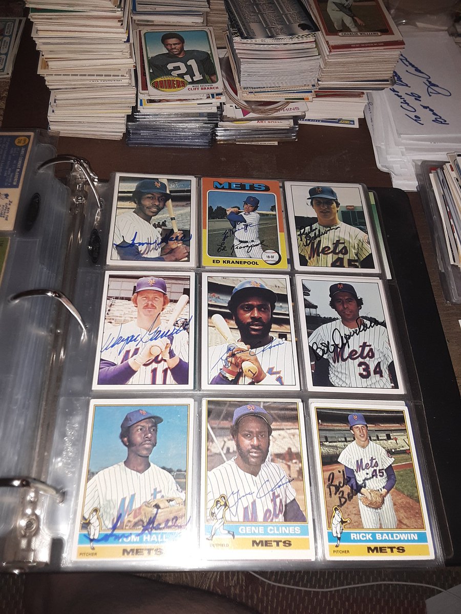 First 4 pages of Mets autographs