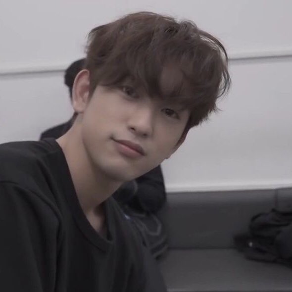 jinyoung- you keep on pestering him on a daily trying to hit on him- he didn't reply to your 10+ messages- left on read- you stopped trying and after a day he finally chatted "where's your daily flirt"- he still has that cold attitude but he's fond of talking to you now