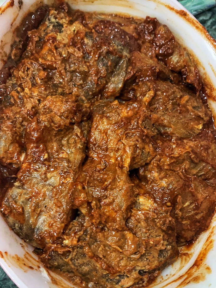 kitchnwtchngirl's tweet photo. Schezwan fish fry 👉 Dry Schezwan Fish Recipe is one of my Fathers
He made this for me last night
And it was so good just melted in your mouth 🤤 #fishfry #homemade #schezwanfish #eeeeeeeats #freshlymadefood #buzzfeedfish #thinkingaboutfood #chefcooking #dinnerideas🍴 https://t.co/Pn9Y4nWlhG