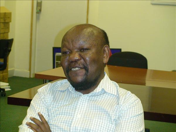 4/Then there& #39;s Paul Onsongo, a man that plays his parts with the kind of passion that associated with true masters of the tradeOnsongo& #39;s filmography includes Mountains of the Moon & #39;90, Flame Trees of Thika & #39;81 Kitchen Toto & #39;87 & Cheetah & #39;89 which also starred Waigwa Wachira.