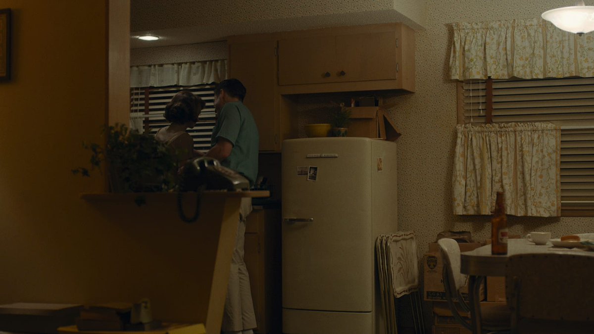 Criterion's tweet photo. Paul Dano's directorial debut WILDLIFE (2018)—a meticulously crafted portrait of the American nuclear family in crisis adapted by Dano and @zoeinthecities from the novel by Richard Ford—reveals a filmmaking talent of remarkable intelligence and restraint. 
https://t.co/2qrQ5o3bLX https://t.co/M0qZNY9FuX