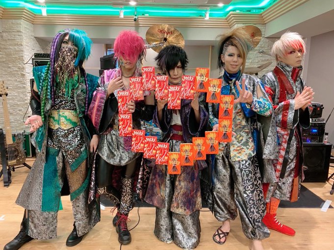己龍さん の最近のツイート 12 Whotwi グラフィカルtwitter分析 己龍さん の最近のツイート 12 Whotwi グラフィカルtwitter分析