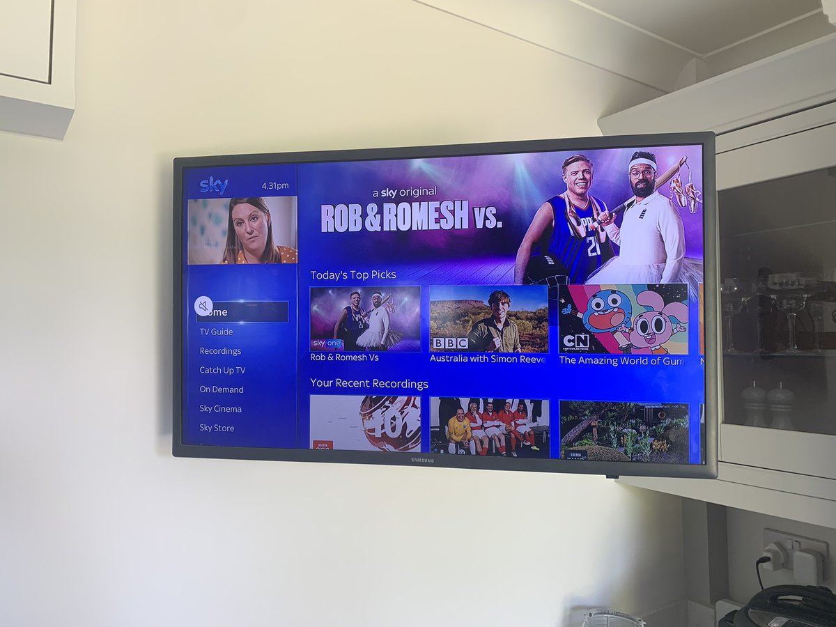 ORFIntegration's tweet photo. A look back on a recent job we did, a full CCTV System various TV’s wall mounted with all cabling hidden, a full WiFi Distribution & a hard wired Sky Q network. https://t.co/VlWMazSGUq #cctv #tvwallmount #skyq #wifiupgrades #datacabinet #securitysystem #tvaerial https://t.co/wVWd5BdNO4