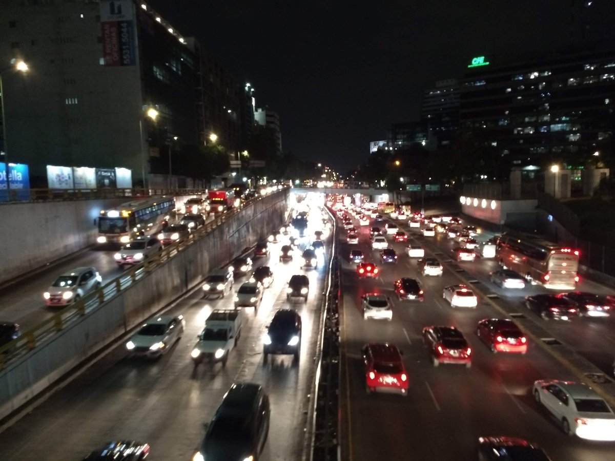 WarriorG10's tweet photo. Éramos felices y no lo sabíamos #CDMX2019 https://t.co/oAJPAiWe6v