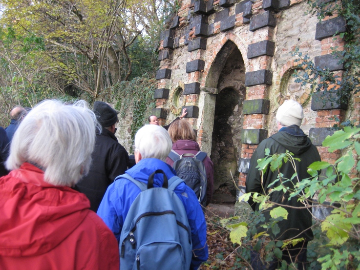 For a change in 2013 we ran the walk in December staying our side of the river. On some of these walks we are able to visit the Bath House dating from the mid-1700s that is hidden on private land in the woodland.  http://www.troopers-hill.org.uk/bristolvideosolutions/bathhousebroadband.html #virtualwalkfest  10/