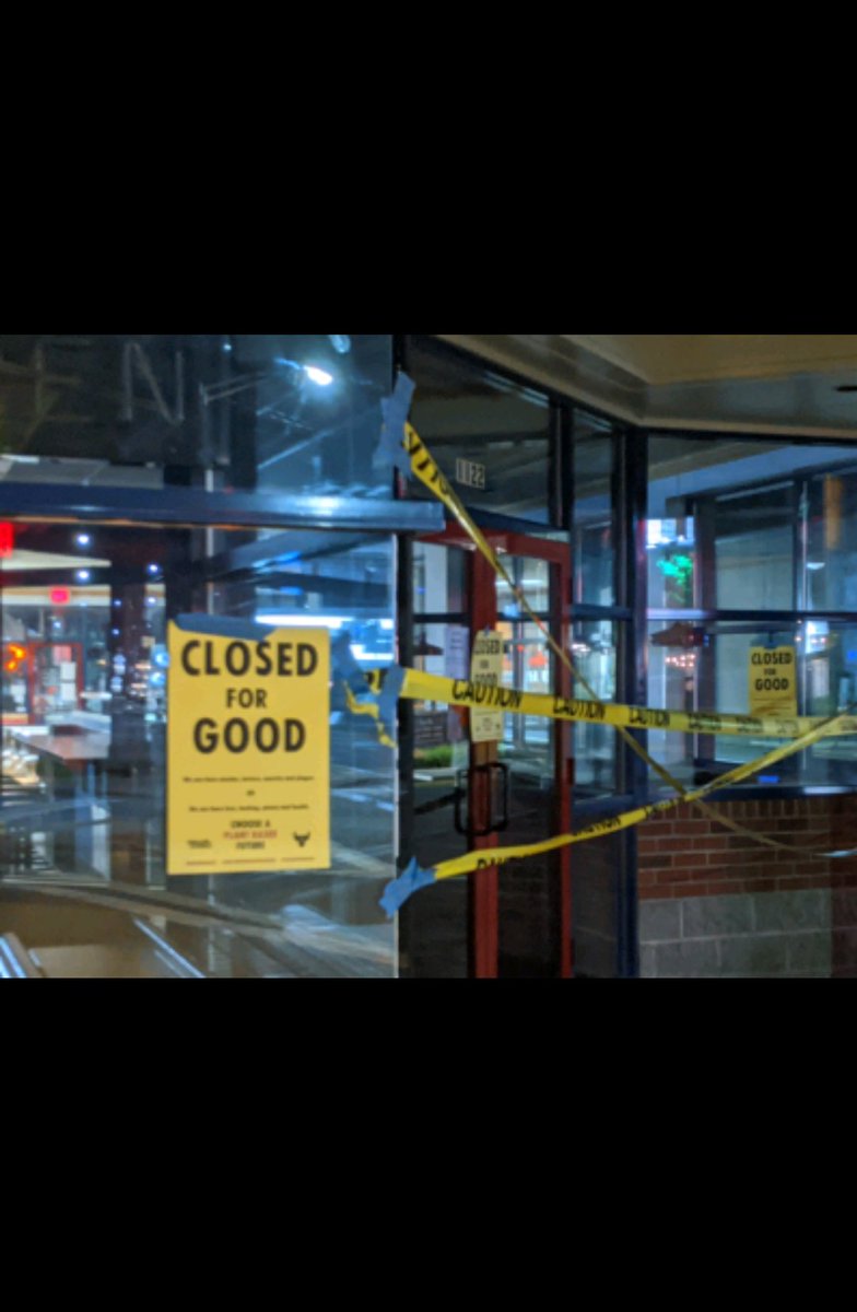 XRVegans's tweet photo. Late night activities!! #ClosedForGood for good. #GoodByeBurgerville #NoGoingBack #AnotherWorldIsPossible. @RebelsAnimal #ExtinctionRebellion #AnimalRebellion https://t.co/4MkwhnVX3R