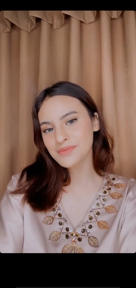 anduitrazh's tweet photo. mana selfie lebaran kalian? https://t.co/tlYL1rskgA