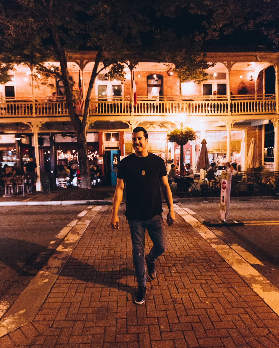 guys thank you all for an awesome weekend. for the love with my new single #BreakupTears. #RoswellGA for the great shows. and for all you unsung heroes out there keeping us safe. see you all again next weekend 🌎 🎶