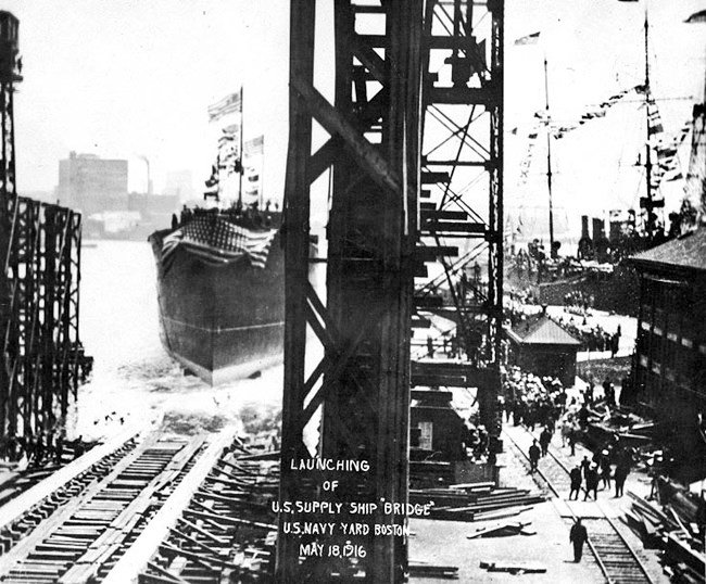 A parade was held in Boston in late August and some soldiers reported to the Commonwealth Pier sick bay wirh high fever, joint pain & debilitating weakness. Within days, the illness had spread like wildfire through Boston& #39;s large military population