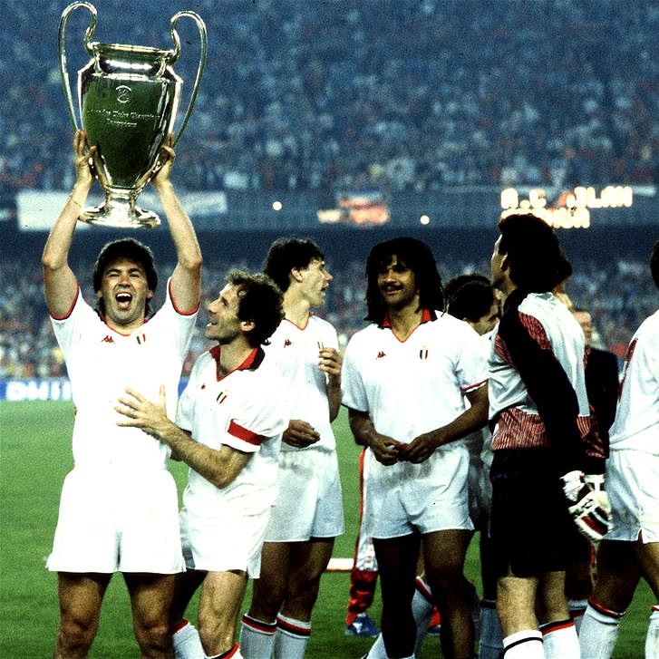 papavanbasten's tweet photo. 24 maggio 1989. 
Non ci crederete ma anche oggi, 31 anni fa, abbiamo vinto una Coppa dei Campioni... #machenesanno https://t.co/Z2z3sE8EzR