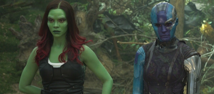 The girls who color their hair and have piercings but their single dad is cool about it. Keeps wanting to beat the other in video games. But one of them is an amputee so you& #39;re like why is the short one so angry at her but it& #39;s none of your business so you just drink more air gas