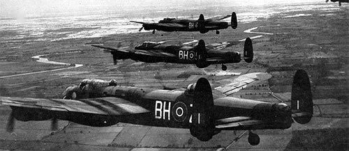 Air Ministry drew up requirements for bombers to replace the existing piston-engined heavy bombers such as the Avro Lancaster and the new Avro Lincoln.