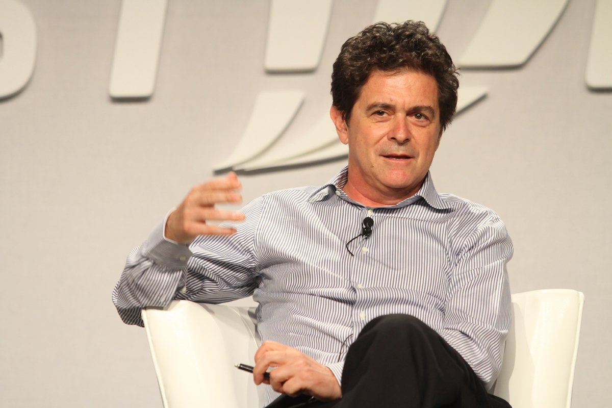 E’ scomparso il grande economista Alberto Alesina. Ho avuto l’opportunità di coinvolgerlo anni fa in occasione di un workshop @Fastweb con le principali aziende clienti e istituzioni. Ricordo una persona molto disponibile, brillante e dotata di grande carisma. #Alesina
