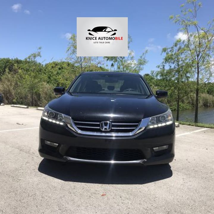 AutomobileKnice's tweet image. Make: Honda
Model: Accord
Year:2015
4 cylinders
Colour: black
Interior: Black leather interior

#Dm for price 🇺🇸➡️🇳🇬 #hondaaccord #2015model #salooncars #Black #blackinterior #Carsolution #class #luxurycars #luxurylifestyle #roadtrip #KniceAutomobile #autosolution #Automobile