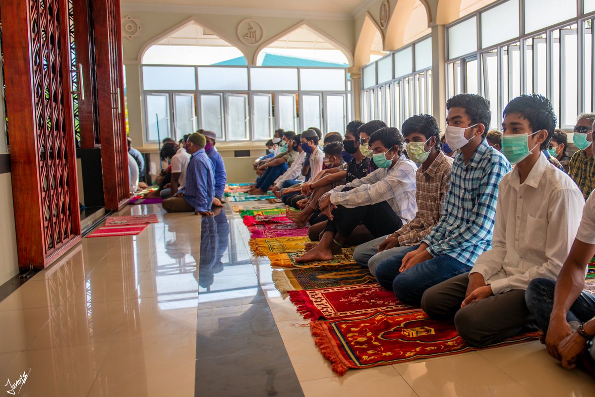 hathavees's tweet photo. PHOTO: Sh. Funadhoogai miadhu kuri Eid Namaad; photo/ Javadh Mohamed (@Javardh1) https://t.co/yWJJaHJabd