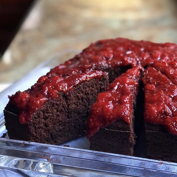 So sweet!😍 Left or right? #brownies #chocolate #24maggio #sundayvibes