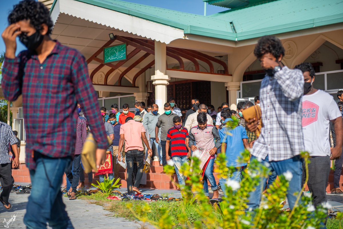 hathavees's tweet photo. PHOTO: Sh. Funadhoogai miadhu kuri Eid Namaad; photo/ Javadh Mohamed (@Javardh1) https://t.co/yWJJaHJabd