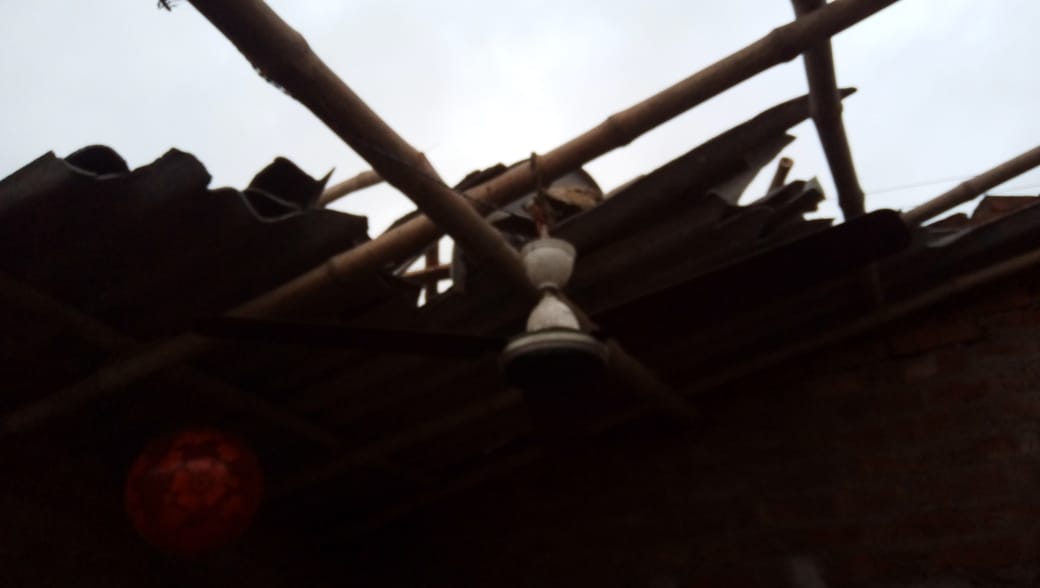 focus_dialogue's tweet photo. #Amphan devastated #WestBengal marginal people are in deep soup. Trees are fallen on the road. Electricity stabilized after 72 hours of colossal toil done by #wbsedcl https://t.co/nQqq66tX1N
