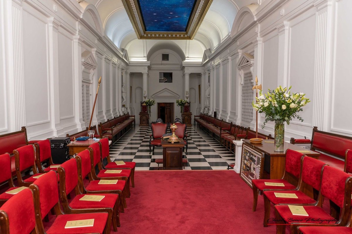 FreemasonsSA's tweet photo. De Goede Hoop Temple, our masonic home in the heart of Cape Town - Built-in 1804, it has been described as one of the most elegant Masonic buildings of all time. 

Read more via https://t.co/esv1kBrgQZ

#freemason #masonic #mason #masons #freemasonry #masonry #smib #freemasons https://t.co/ooEXaeOAal