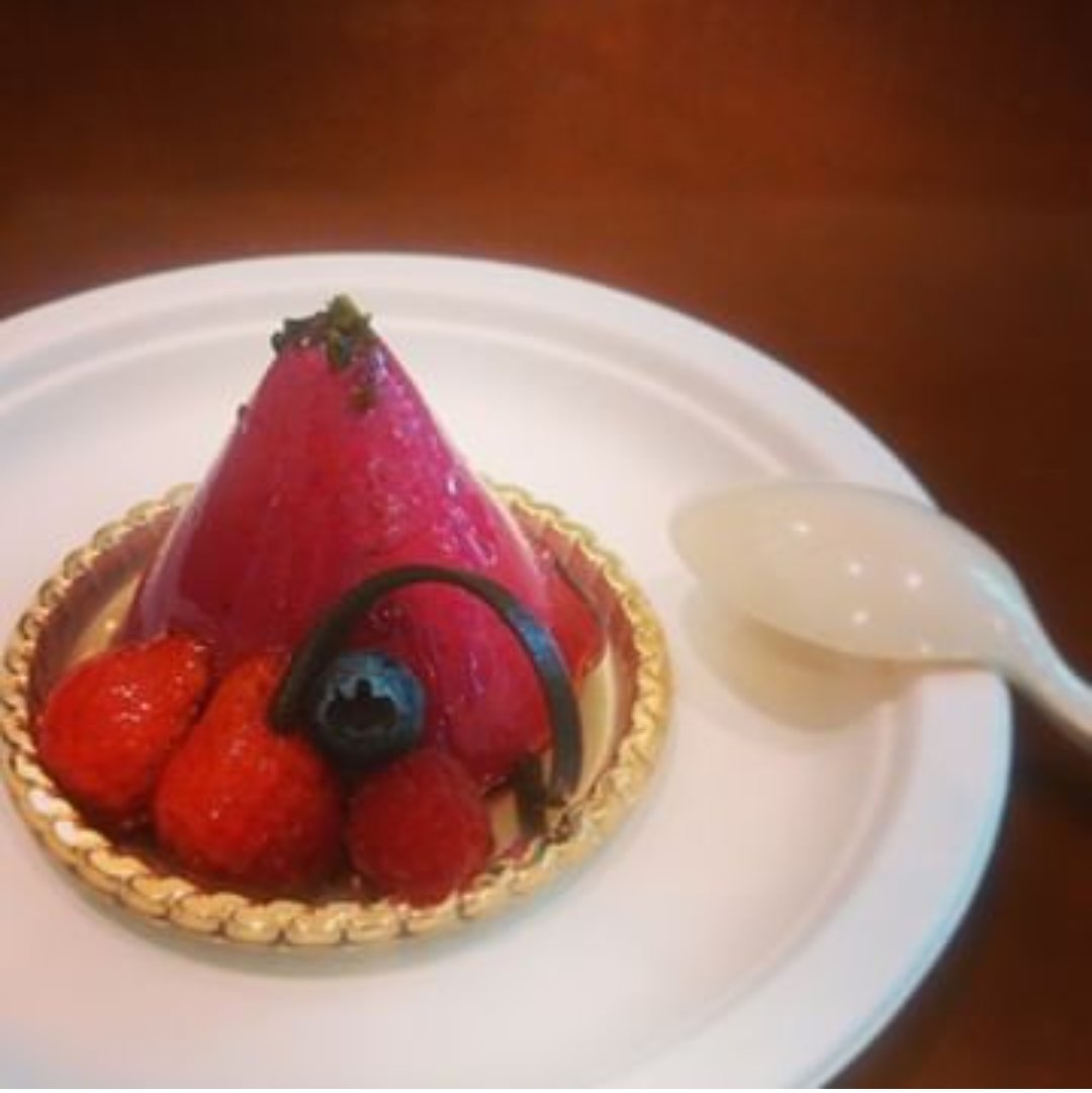 Sister Meryl Usj 休園86日目 ビバリーヒルズ ブランジェリーのケーキが食べたいな Usj ユニバ Usjファン Usjathome
