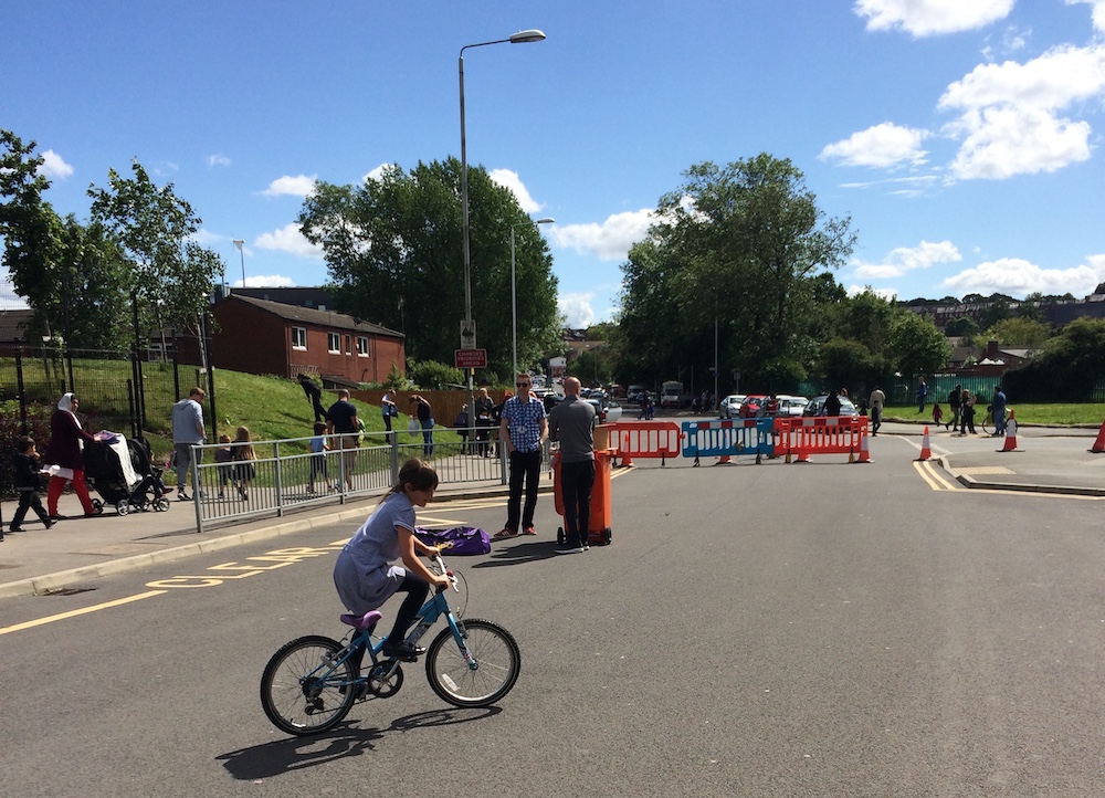 Street closures to be piloted at three South Leeds Schools @IngramRoad @laneendprimary southleedslife.com/street-closure…