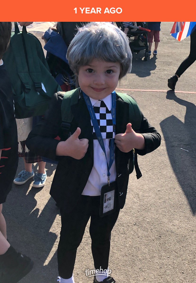 TheaAchillea's tweet photo. A year ago today I dressed up as #CressidaDick for my school’s #InspirationalLondoners day. I was so pleased to receive such a lovely letter from the Boss Lady herself! @metpoliceuk #MetPolice #ImOnlyFive #London #LondonTogether #staysafe https://t.co/JZ3cjuKit7