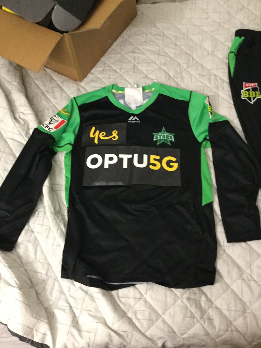 RedbackJim's tweet photo. @RisdonCricket can go #FulKit in my @StarsBBL alternate strip now! https://t.co/PJqzTTd28p