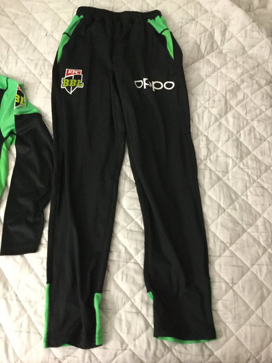 RedbackJim's tweet photo. @RisdonCricket can go #FulKit in my @StarsBBL alternate strip now! https://t.co/PJqzTTd28p