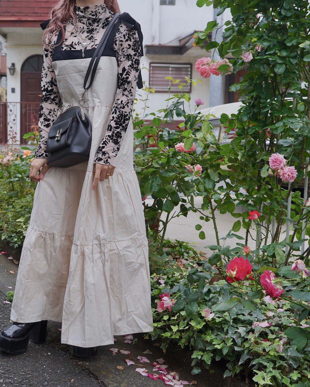 A D G Est 12 New Arrival Flower See Through High Neck Tops Off White Black Aileron Dg T Co Xmvg0gpffn 花柄トップス シースルートップス ティアードスカート キャミワンピ