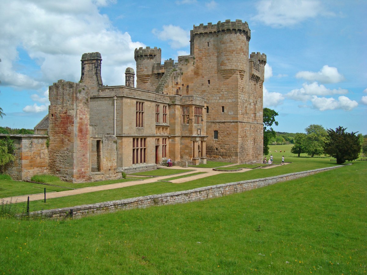 MD_Briggs's tweet image. For #NorthumberlandDay here are some of my favourites places to visit......
#Beldon - on the north side of the burn 😉
#Belsay Castle and Gardens
#Corbridge
#Devil's Water in #Hexhamshire