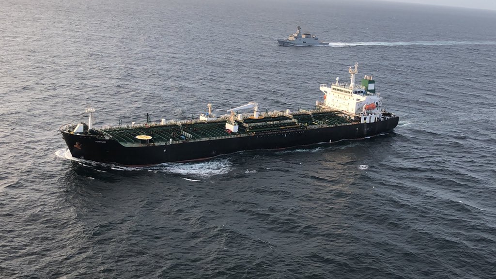 The patrol ship "Yekuana" of Armada Bolivariana de Venezuela escort the Iranian tanker "Fortune" with gasoline for Venezuela.