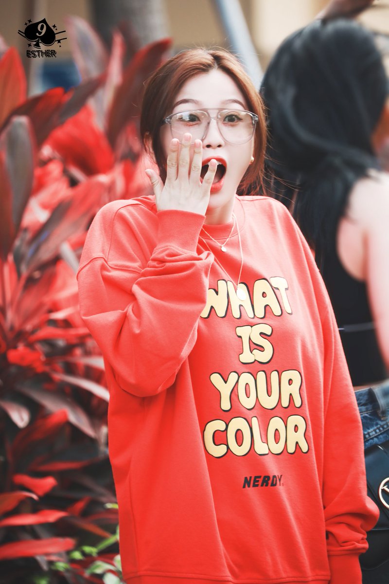 yushuxinpics's tweet photo. 200524 • fansite update • ©红桃九_虞书欣

🚫Do not repost without permission

< #虞书欣 #EstherYu #青春有你2 #YouthWithYou2 #QingChunYouNi2 > https://t.co/Wz20xRPSk0