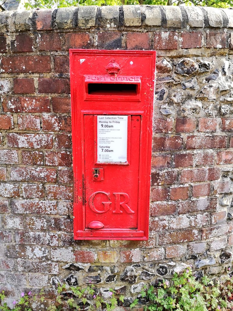 Post Post